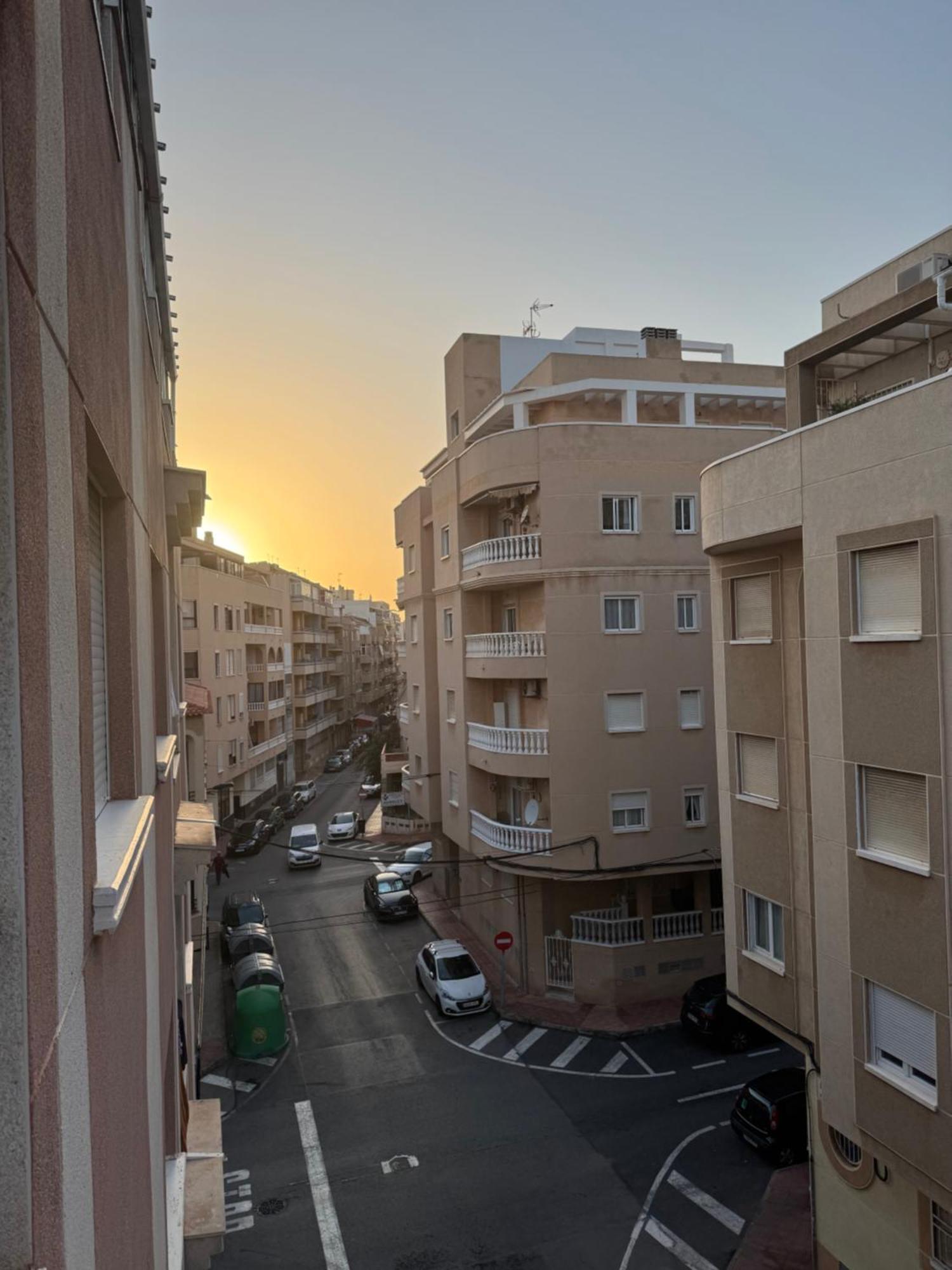 Almuden'S Green Apartment, High-Speed Free Wifi, 250M To Beach, The Center Of Torrevieja Ngoại thất bức ảnh